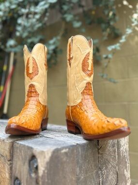 Custom Handmade Authentic Head-Cut Corc J-Toe Cowboy Boots In Size 10D
